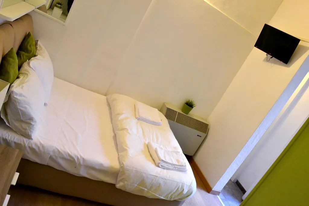 Green Domus Hotel Florence 2*,  Italy